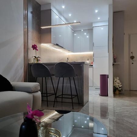 Apartment "50 Shades" With Balcony And Free Parking In The Garage Zadar Eksteriør billede