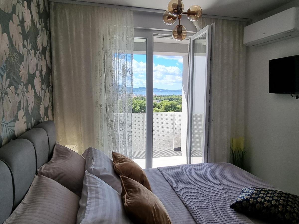 Apartment "50 Shades" With Balcony And Free Parking In The Garage Zadar Eksteriør billede